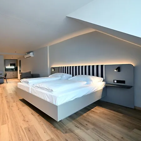 Wyse City, Klimatisiert, Vollausgestattete Kitchenette, 24h Check-in, Metro