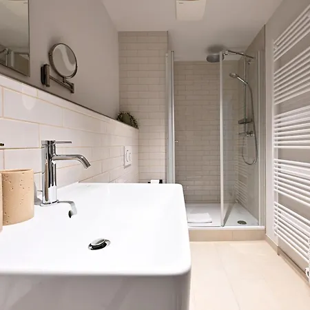 Wyse City, Klimatisiert, Vollausgestattete Kitchenette, 24h Check-in, Metro Апарт-отель Нюрнберг