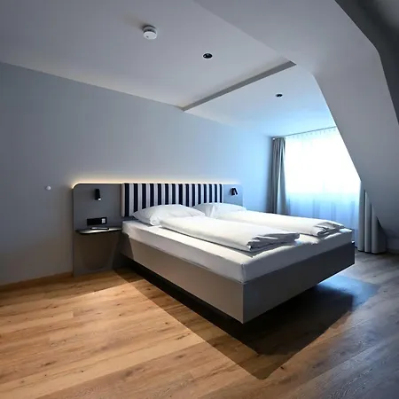 Wyse City, Klimatisiert, Vollausgestattete Kitchenette, 24h Check-in, Metro