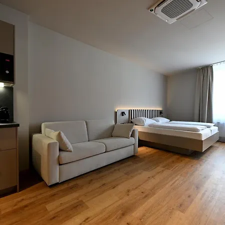 Wyse City, Klimatisiert, Vollausgestattete Kitchenette, 24h Check-in, Metro